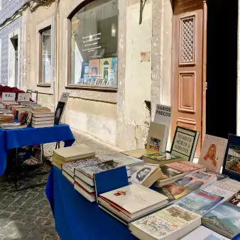 feira dos alafarrabistas lisboa